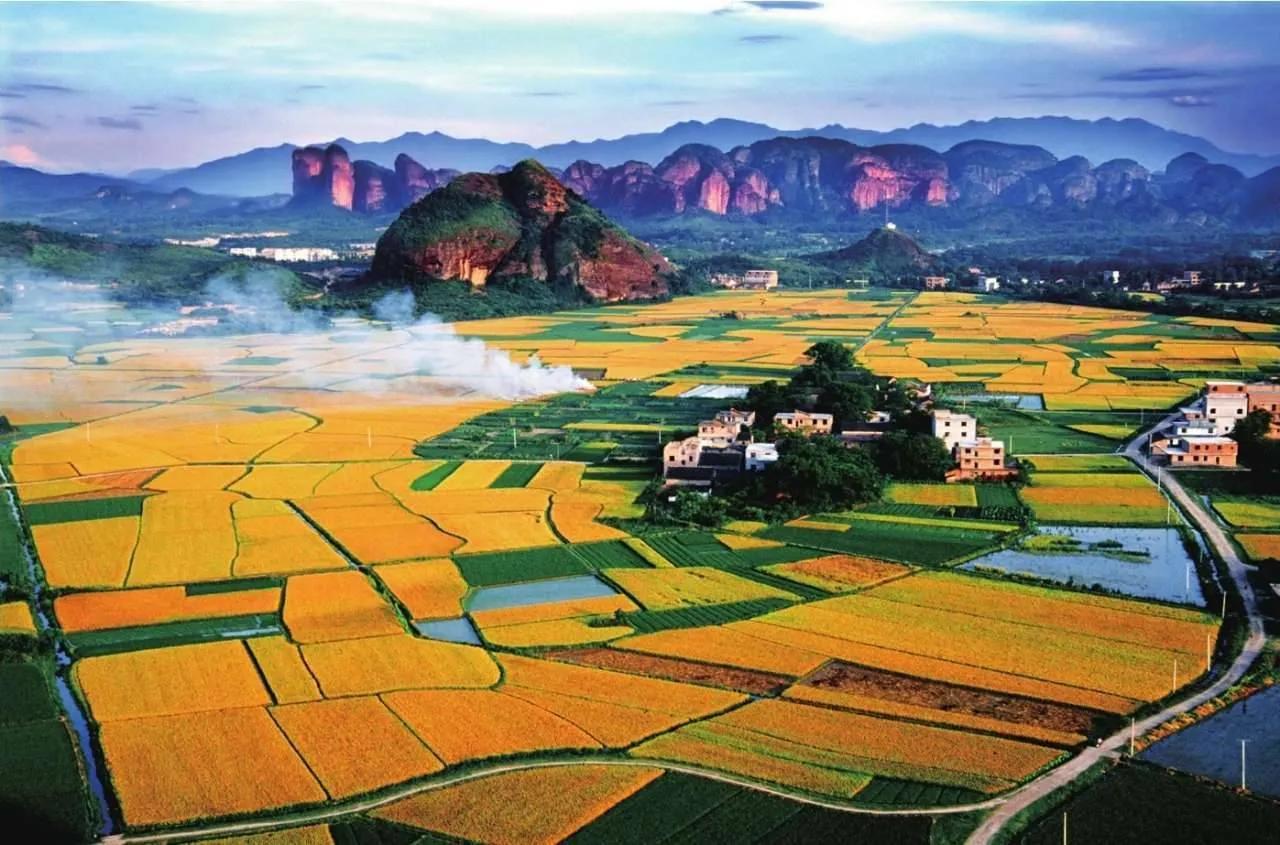 江西，长江中下游的瑰丽土地与悠久历史印记