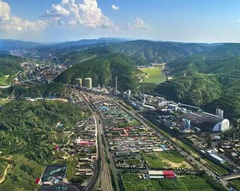 吕梁山下的舞台传奇