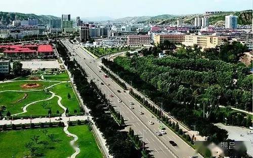 吕梁山下的舞台传奇